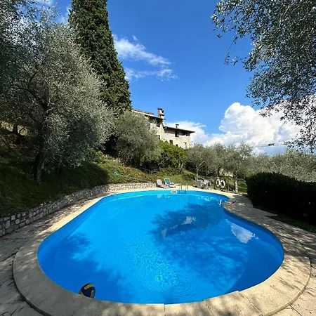 Dolce Vita- X8 Luxury Garda Gardone Riviera